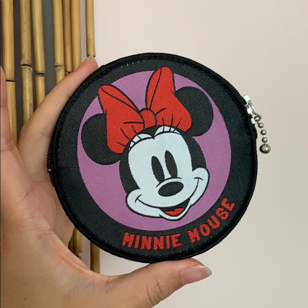COPY - Harvey’s Minnie Mouse patch coin purse! 💜